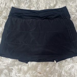 Lulu Lemon tennis skort size 8 (Tall) barely worn with tag in.